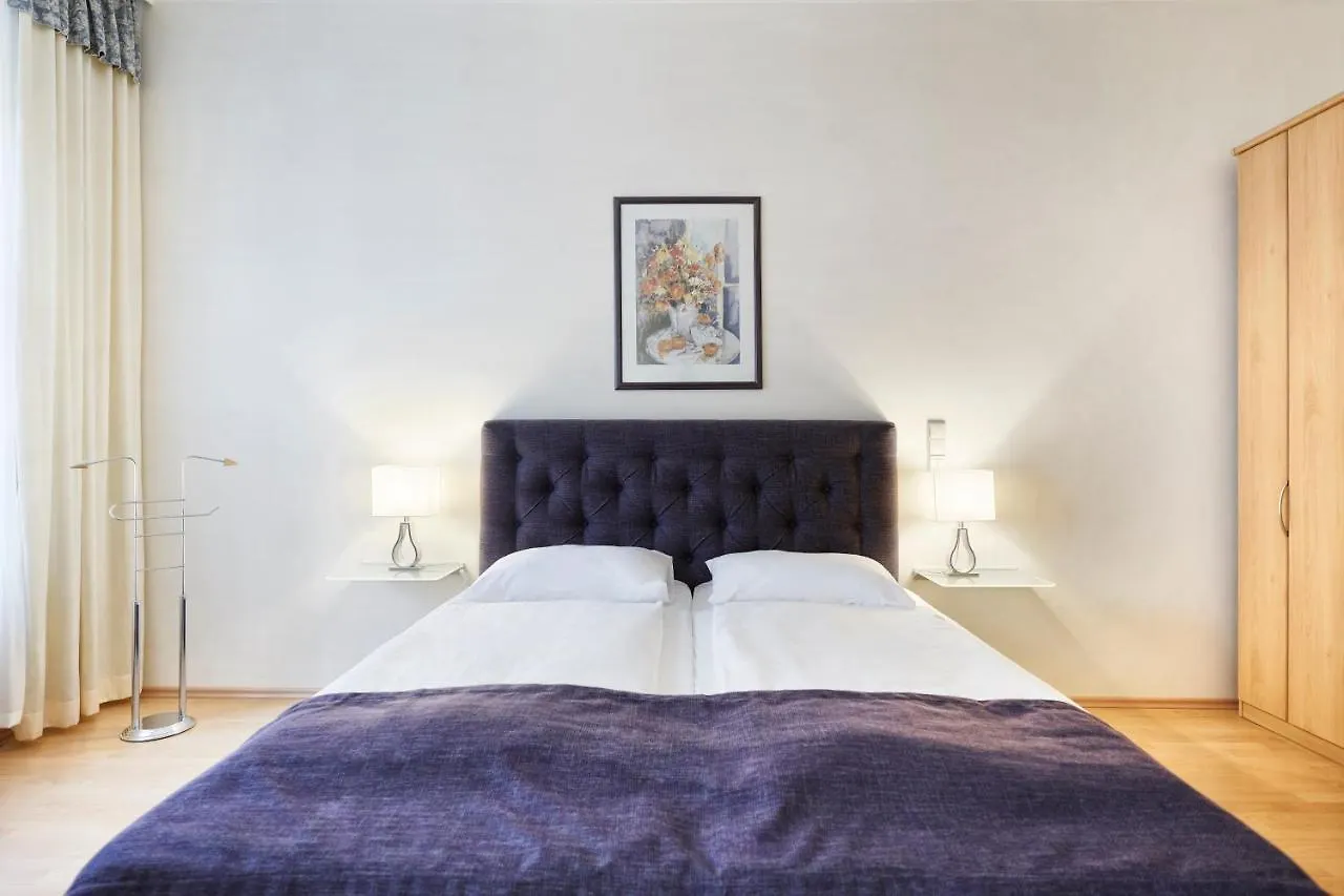 Apartments Deutschmeister Viena Apartahotel
