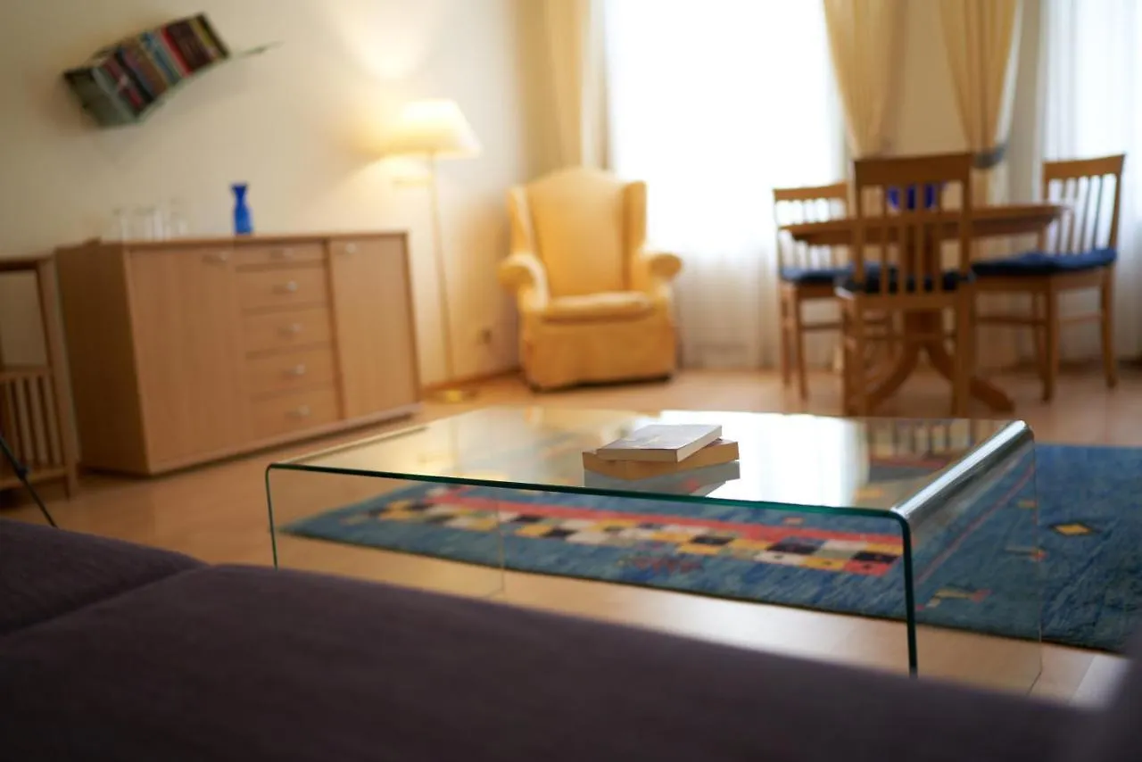 Apartments Deutschmeister Viena